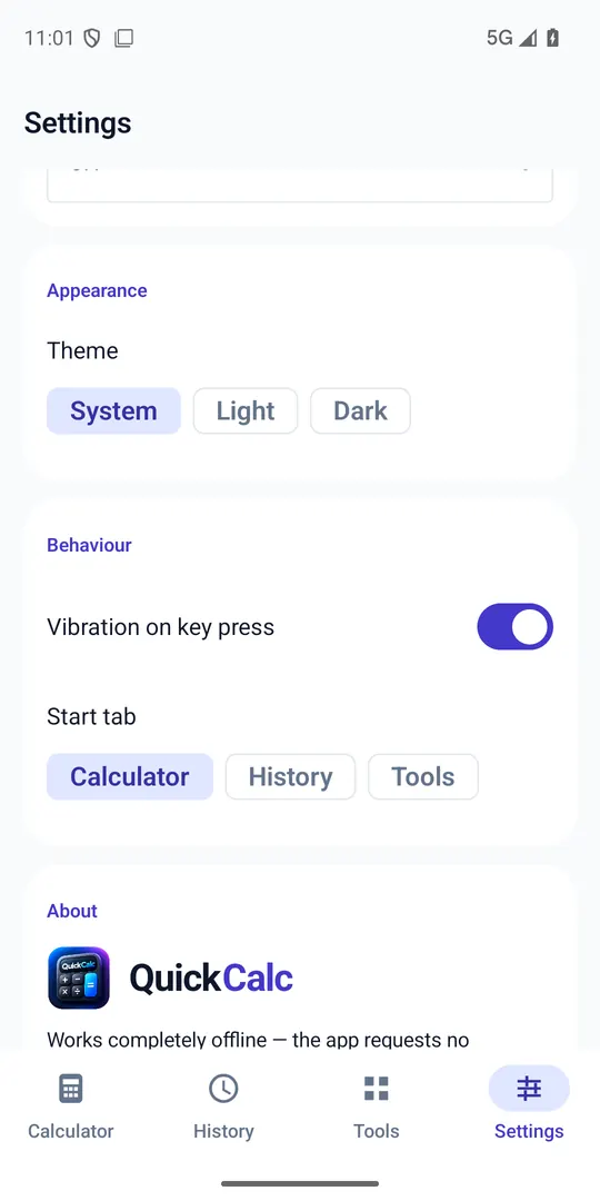 The settings screen: appearance (System, Light, Dark), haptics and start tab, plus the About section stating that the app works completely offline